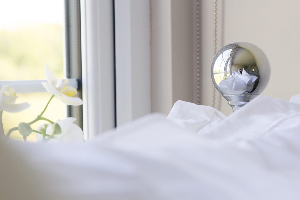Bedroom-at-curlew-cottage-lower-peover_9274